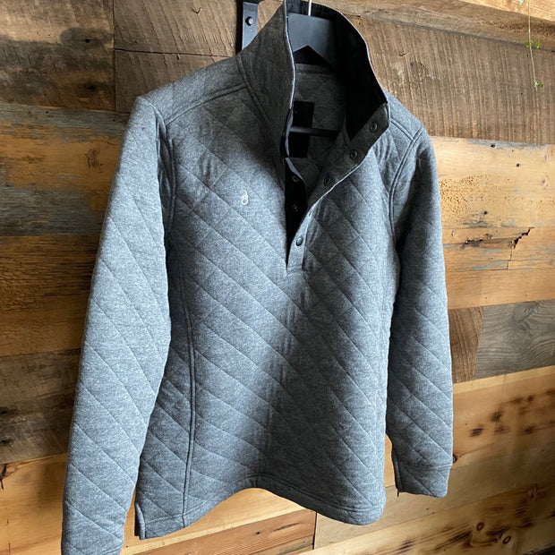 Womens Insignia Quilted Pullover - Photoshoot